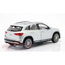 Mercedes-Benz GLA class (H247) 1:18 Z-Models